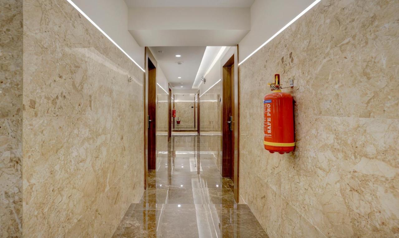 Treebo Castle Rock Inn Mumbai Ngoại thất bức ảnh